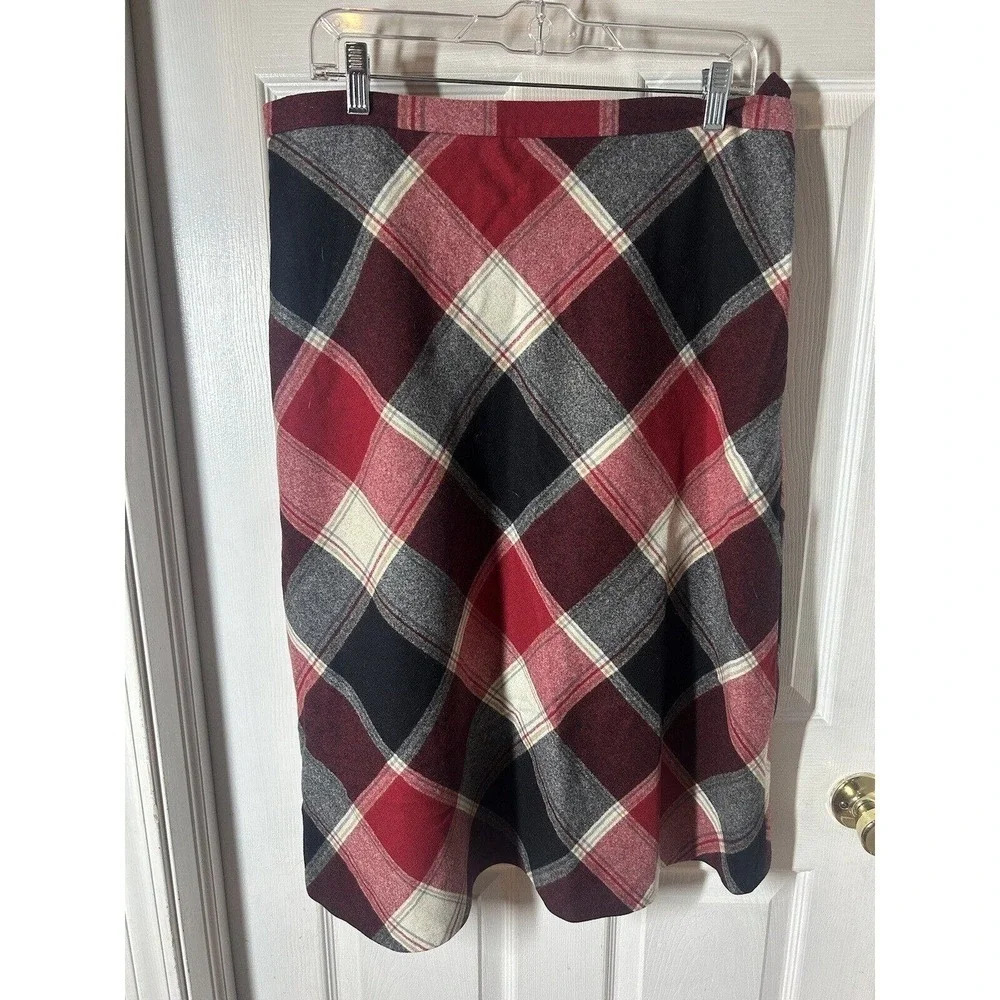 Pendleton Women’s Skirt Red Black Plaid Size 14 100% Wool A-Line USA $189